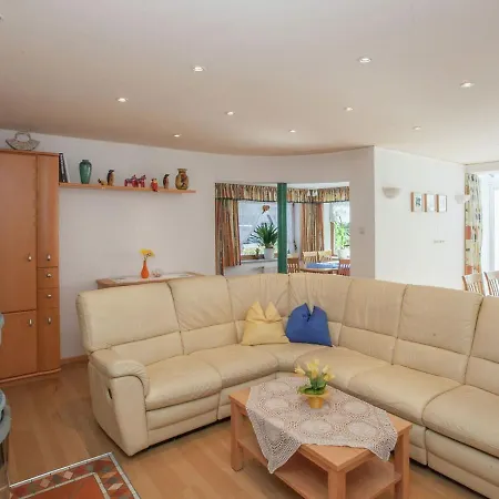 Casa vacanze In Fusch Near Lift And Fusch an der Grossglocknerstrasse